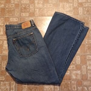 Levi's Blue Jeans Women's Bootcut, Low Rise Size 16